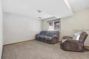 630 Hall Ln, Minneapolis, MN 55411 - Photo 26