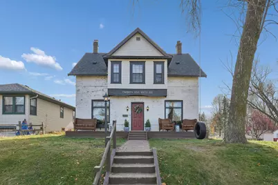 2566 18th Avenue E, North Saint Paul, MN 55109 - Photo 2