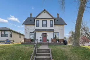 2566 18th Ave E, North Saint Paul, MN 55109 - Photo 2