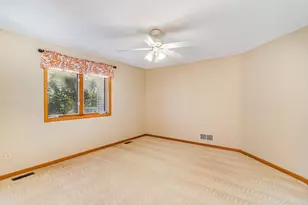 912 Aurora Cir, Red Wing, MN 55066 - Photo 20