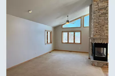 912 Aurora Circle, Red Wing, MN 55066 - Photo 8