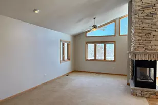 912 Aurora Cir, Red Wing, MN 55066 - Photo 12