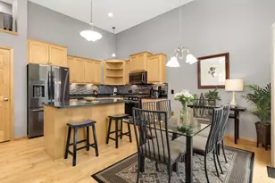 3190 Frontier Dr, Woodbury, MN 55129 - Photo 6