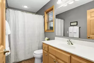 3190 Frontier Dr, Woodbury, MN 55129 - Photo 14