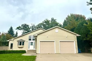 732 Hi Park Ave, Red Wing, MN 55066 - Photo 2