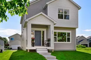 2908 Mark Twain Dr, Chaska, MN 55318 - Photo 1