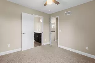 2908 Mark Twain Dr, Chaska, MN 55318 - Photo 24