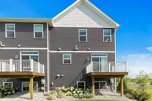 1690 Windigo Ln, Shakopee, MN 55379 - Photo 4