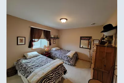 6827 22nd Street N, Saint Cloud, MN 56303 - Photo 18