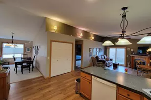 6827 22nd St N, Saint Cloud, MN 56303 - Photo 28