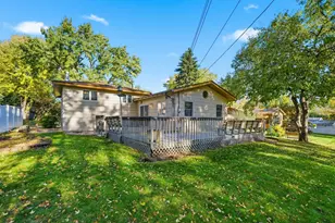 3824 Gettysburg Ave N, New Hope, MN 55427 - Photo 2