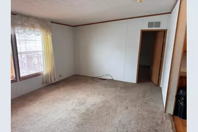 516 Main Street W, Hinckley, MN 55037 - Photo 8