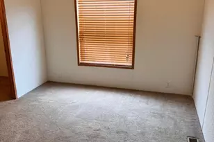 516 Main St W, Hinckley, MN 55037 - Photo 4