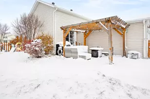 2390 58th Ave S, Fargo, ND 58104 - Photo 32