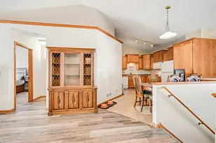 9106 Orchard Cir, Monticello, MN 55362 - Photo 8