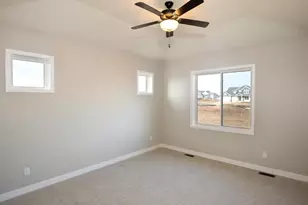 17940 Greenwich Wy, Lakeville, MN 55044 - Photo 8