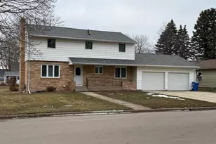 1405 9th St, Clarkfield, MN 56223 - Photo 1