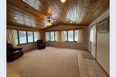 1405 9th Street, Clarkfield, MN 56223 - Photo 2