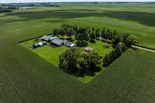 725 110th St, Sherburn, MN 56171 - Photo 2