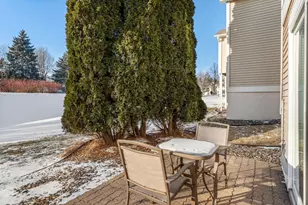 824 Winterberry Dr, Woodbury, MN 55125 - Photo 36