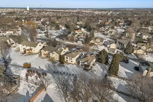 824 Winterberry Dr, Woodbury, MN 55125 - Photo 44