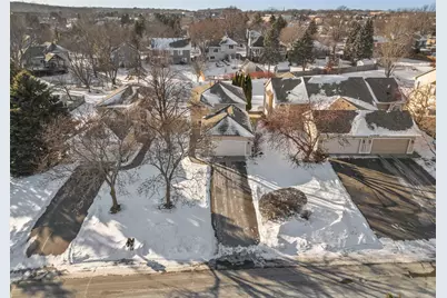 824 Winterberry Drive, Woodbury, MN 55125 - Photo 40