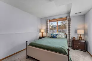 824 Winterberry Dr, Woodbury, MN 55125 - Photo 24