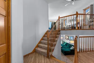 824 Winterberry Dr, Woodbury, MN 55125 - Photo 4