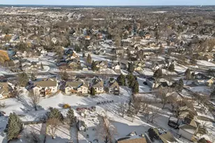 824 Winterberry Dr, Woodbury, MN 55125 - Photo 46