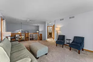 824 Winterberry Dr, Woodbury, MN 55125 - Photo 6