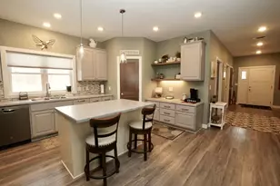 204 Pine St SW, New London, MN 56273 - Photo 12