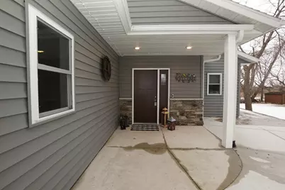 204 Pine Street SW, New London, MN 56273 - Photo 34