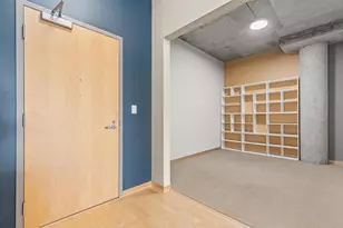 212 N 1st St, Minneapolis, MN 55401 - Photo 24