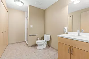 212 N 1st St, Minneapolis, MN 55401 - Photo 20