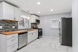 9350 Roy Rd, Independence, MN 55328 - Photo 10