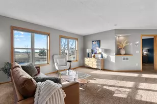 1563 Ponderosa Ln, New Richmond, WI 54017 - Photo 8