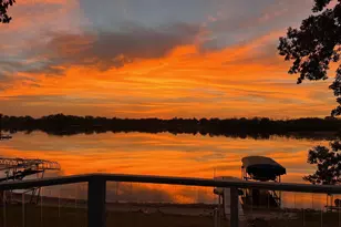 5325 Twin Lake Blvd E, Brooklyn Center, MN 55429 - Photo 2