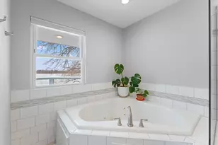 5325 Twin Lake Blvd E, Brooklyn Center, MN 55429 - Photo 18