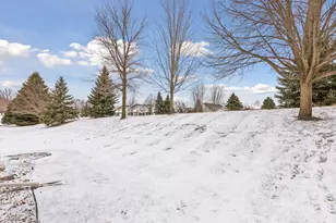 14549 Beverley Ln, Savage, MN 55378 - Photo 24