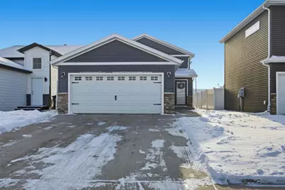1558 69th Avenue S, Fargo, ND 58104 - Photo 1