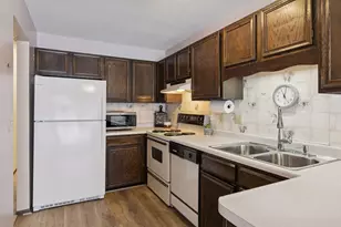 1645 Hickory Hill Dr, Eagan, MN 55122 - Photo 12