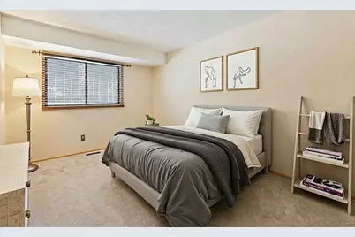 1645 Hickory Hill Drive, Eagan, MN 55122 - Photo 14