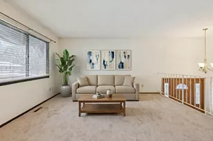 1645 Hickory Hill Dr, Eagan, MN 55122 - Photo 2