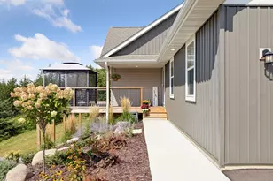 708 Mojo Trl, Hudson, WI 54016 - Photo 4