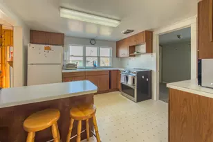 519 Pershing Ave SE, Bemidji, MN 56601 - Photo 6