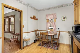 1153 Hawthorne Ave E, Saint Paul, MN 55106 - Photo 12