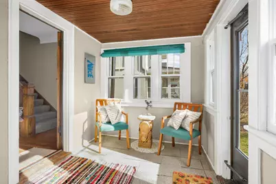 1153 Hawthorne Avenue E, Saint Paul, MN 55106 - Photo 4