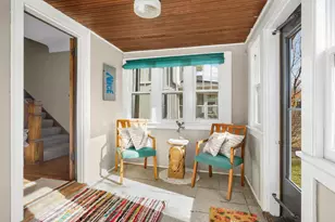 1153 Hawthorne Ave E, Saint Paul, MN 55106 - Photo 4