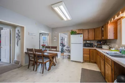 301 Dugan Street N, Welcome, MN 56181 - Photo 4