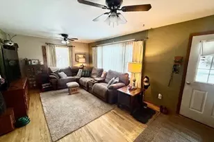 320 W 3rd St, Morton, MN 56270 - Photo 12